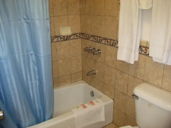 Royal Inn Motel Long Beach 9